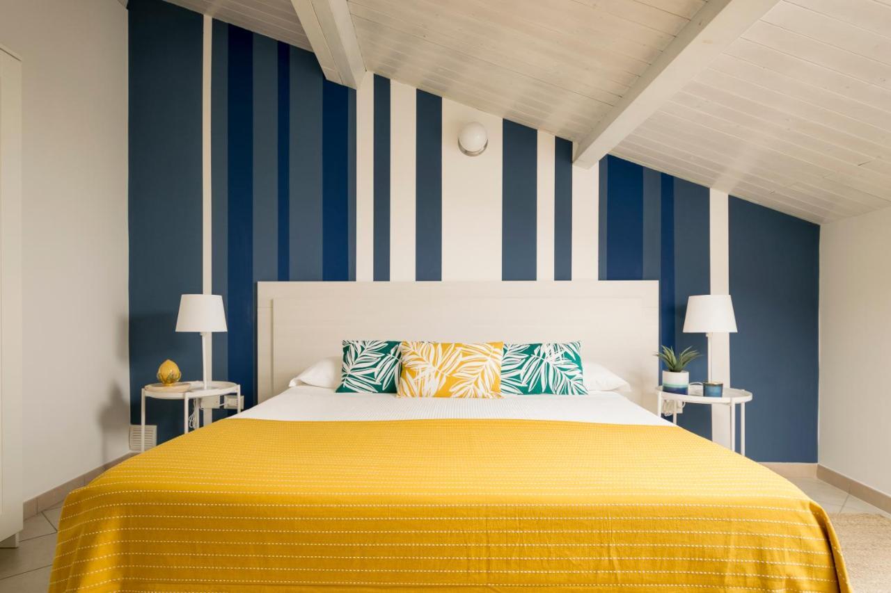 Civico 64 Bed & Breakfast In Mansarda Palmi Bagian luar foto